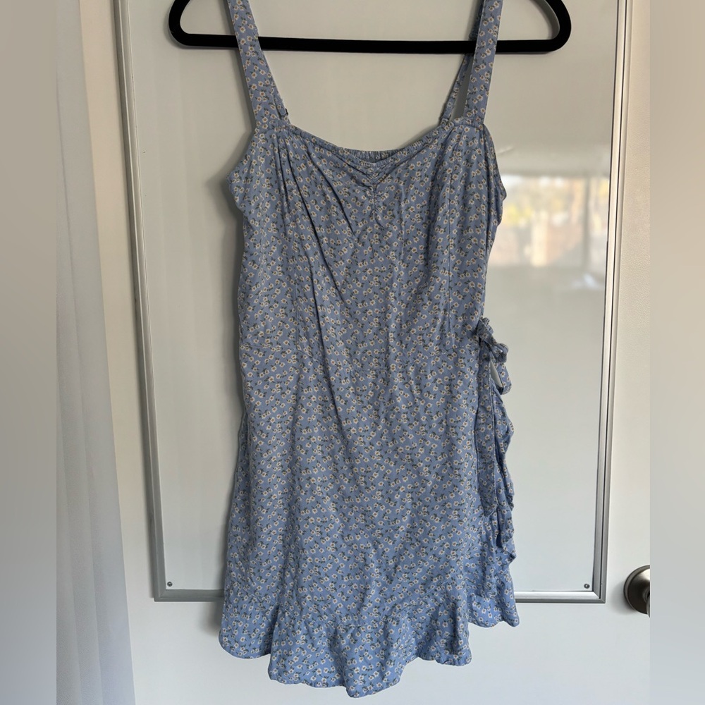 Hollister Blue Floral Babydoll Mini Dress Smocked Back Women’s Large